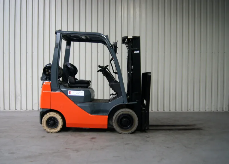 Toyota - 02-8FGF15