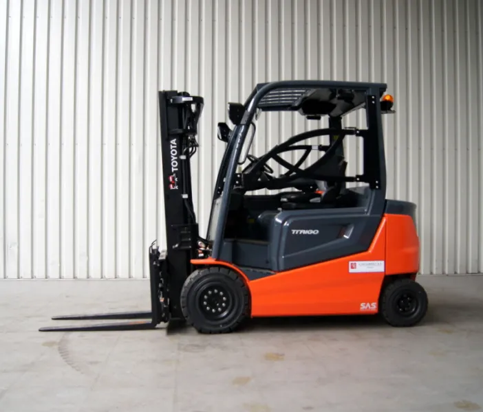 Toyota - 9FBM30T