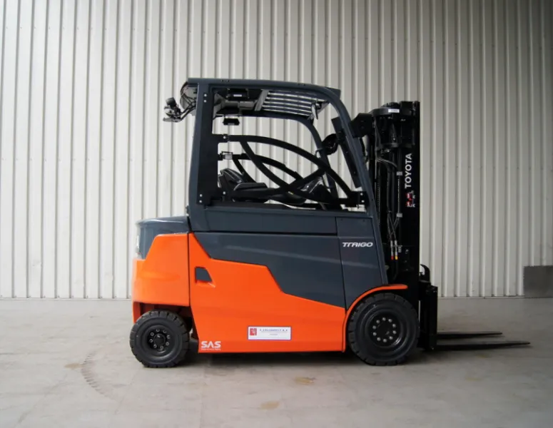 Toyota - 9FBM30T