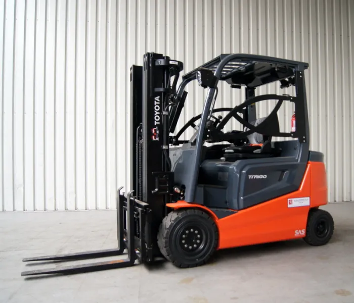 Toyota - 9FBM30T